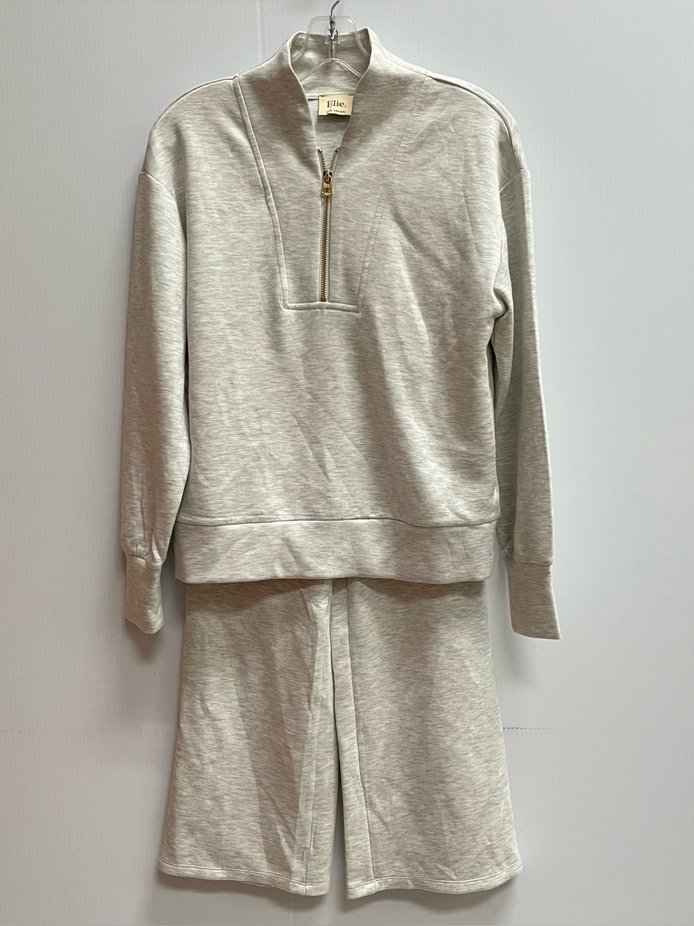 NWT ELIE ELIE TAHARI GRAY ZIP UP TWO PIECE LOUNGE SET SZ XS